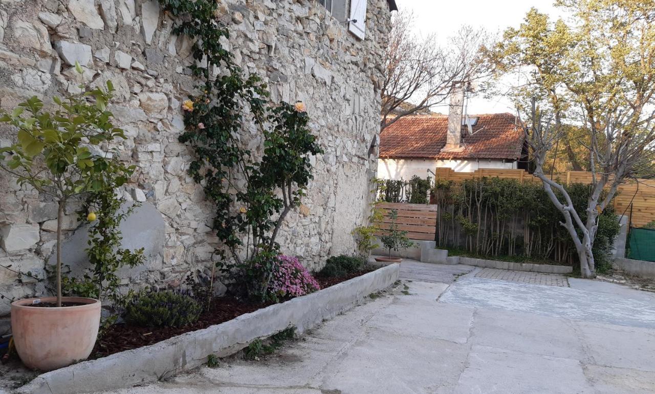 Les Cadets La Bouilladisse Exterior foto